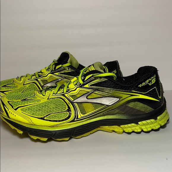 brooks ravenna 5 mens black